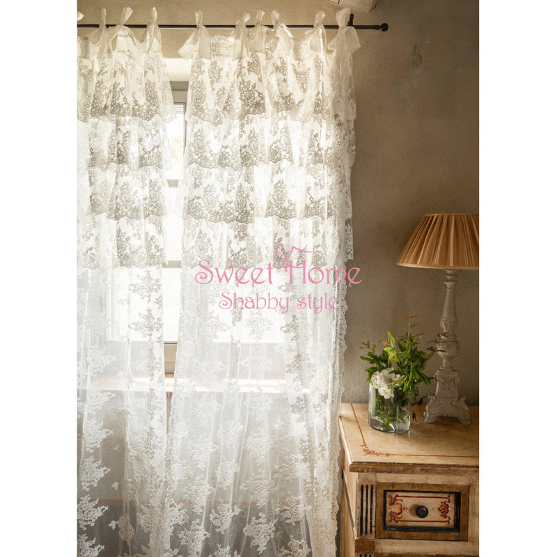 CHEZ MOI Tenda in Pizzo con Balze "Mademoiselle Flora"