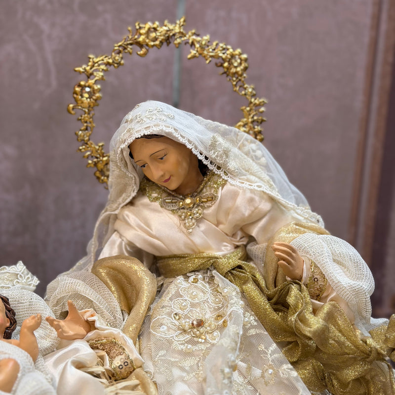 FIORI DI LENA Natività Sacra Famiglia Con Abiti Avorio E Dettagli Dorati