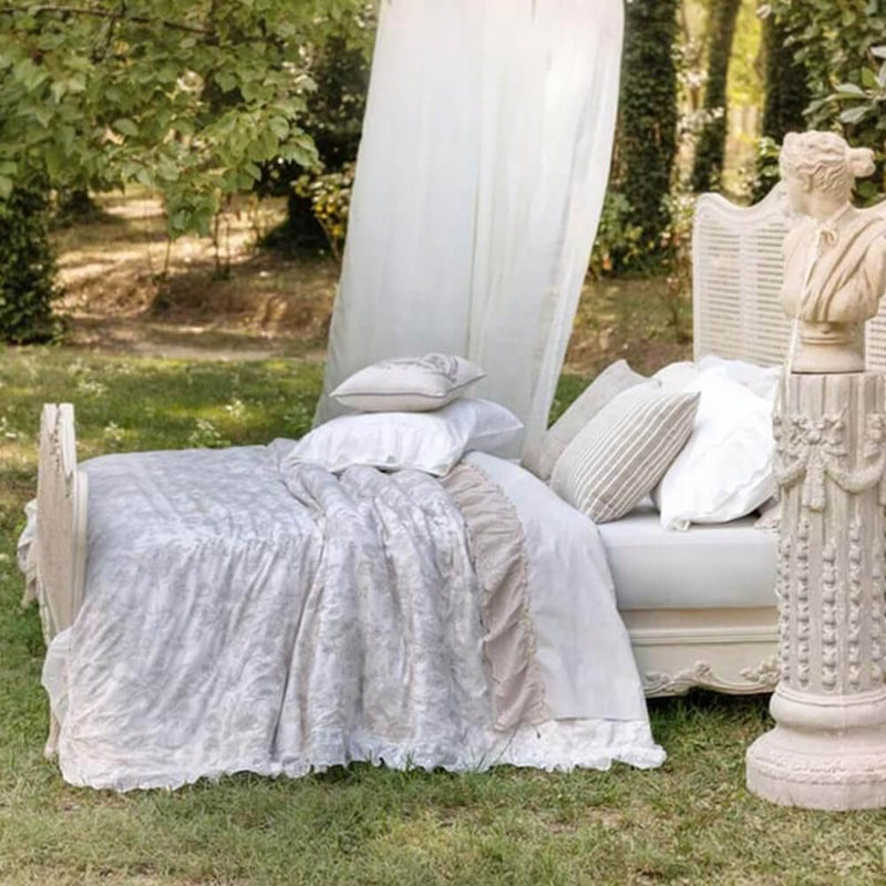 BLANC MARICLÒ Trapunta Stampata con Gala " FRU FRU "