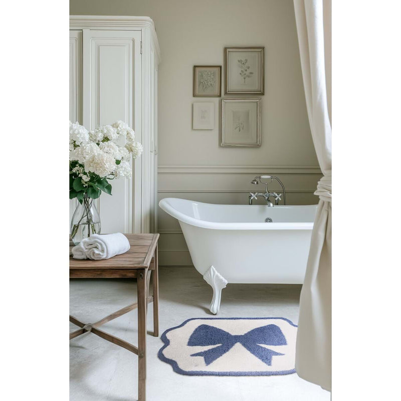 BLANC MARICLÒ Tappeto in Cotone con Fiocco Blu