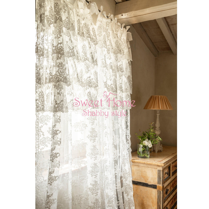 CHEZ MOI Tenda in Pizzo con Balze "Mademoiselle Flora"