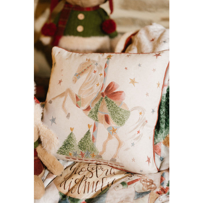 NUVOLE DI STOFFA Cuscino Natalizio in Cotone "LA GIOSTRA DI AMELIE" con Cavalli e Fiocchi