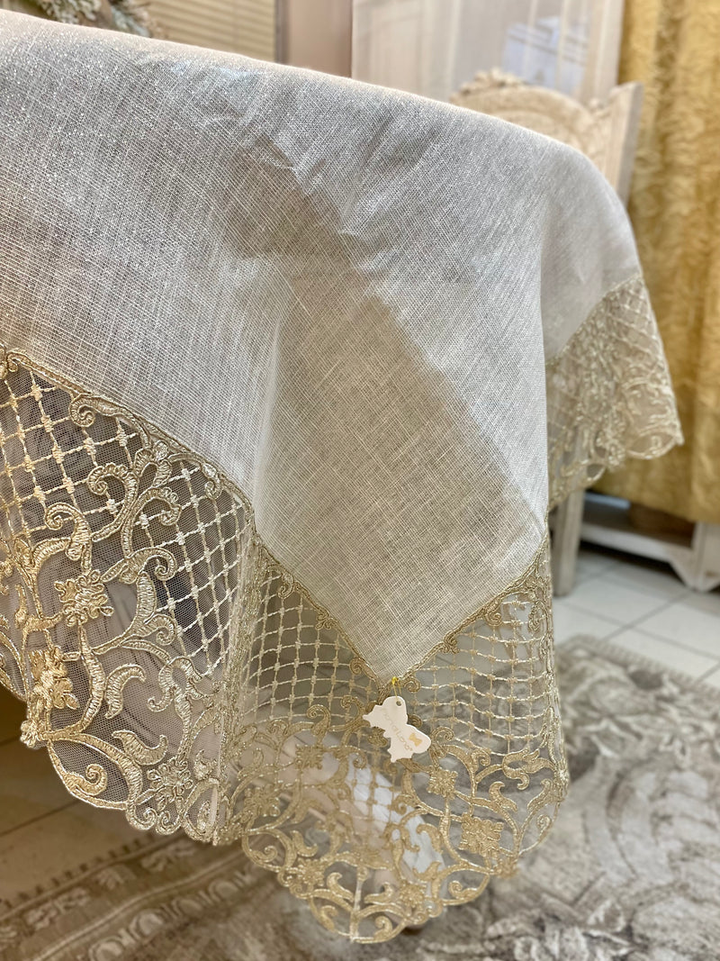 FIORI DI LENA Tovaglia in Lino Bisso Lamè con Pizzo Retato Dorato 165x280 cm