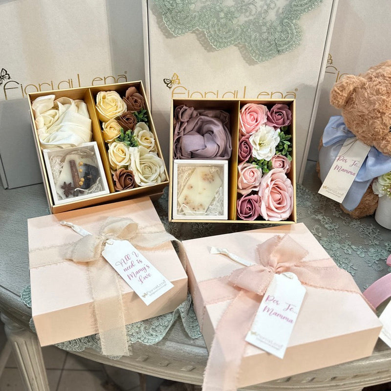 FIORI DI LENA Scatola con Foulard Sapone Fiori e Tag Mamma