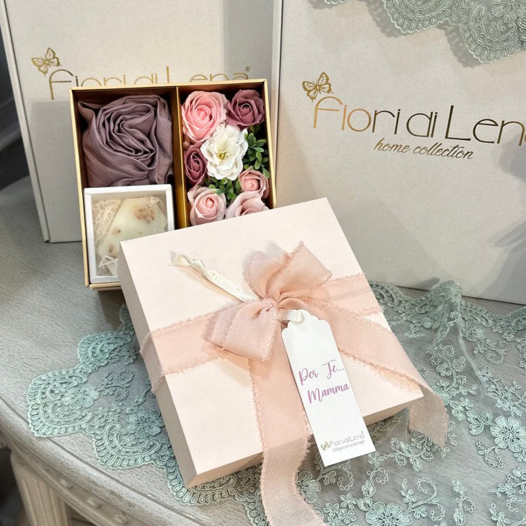FIORI DI LENA Scatola con Foulard Sapone Fiori e Tag Mamma
