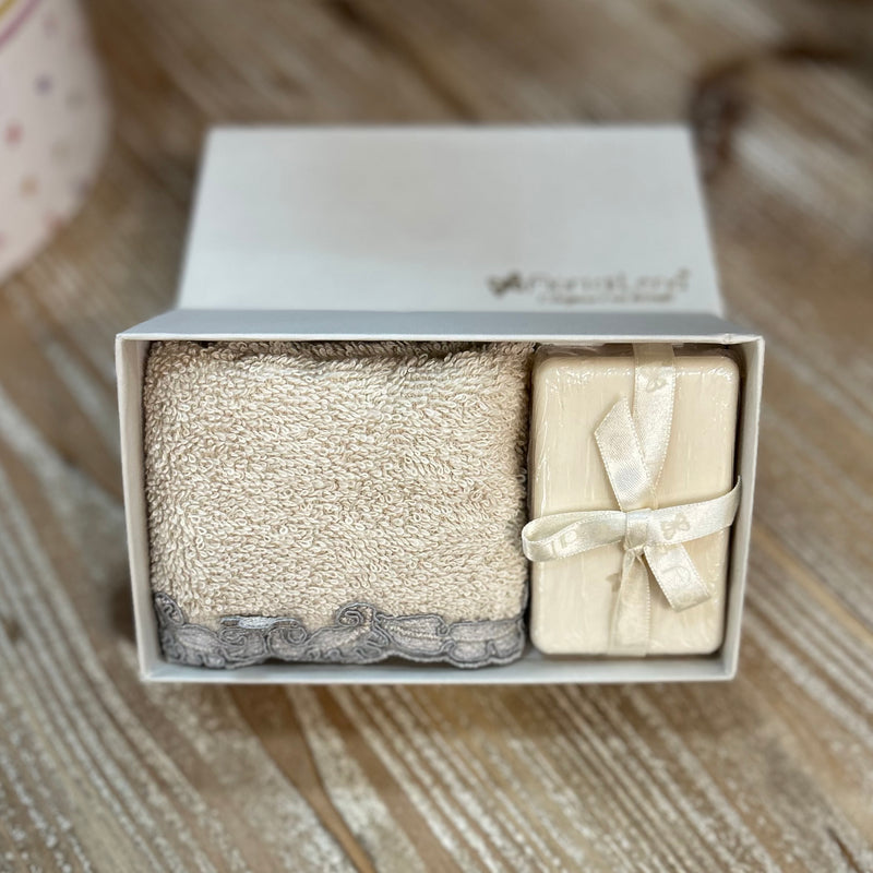 FIORI DI LENA Bauletto Piccolo con Lavetta e Saponetta