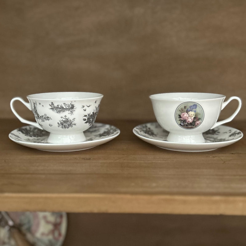 MATHILDE M. Set da Due Tazze da Tè in Porcellana