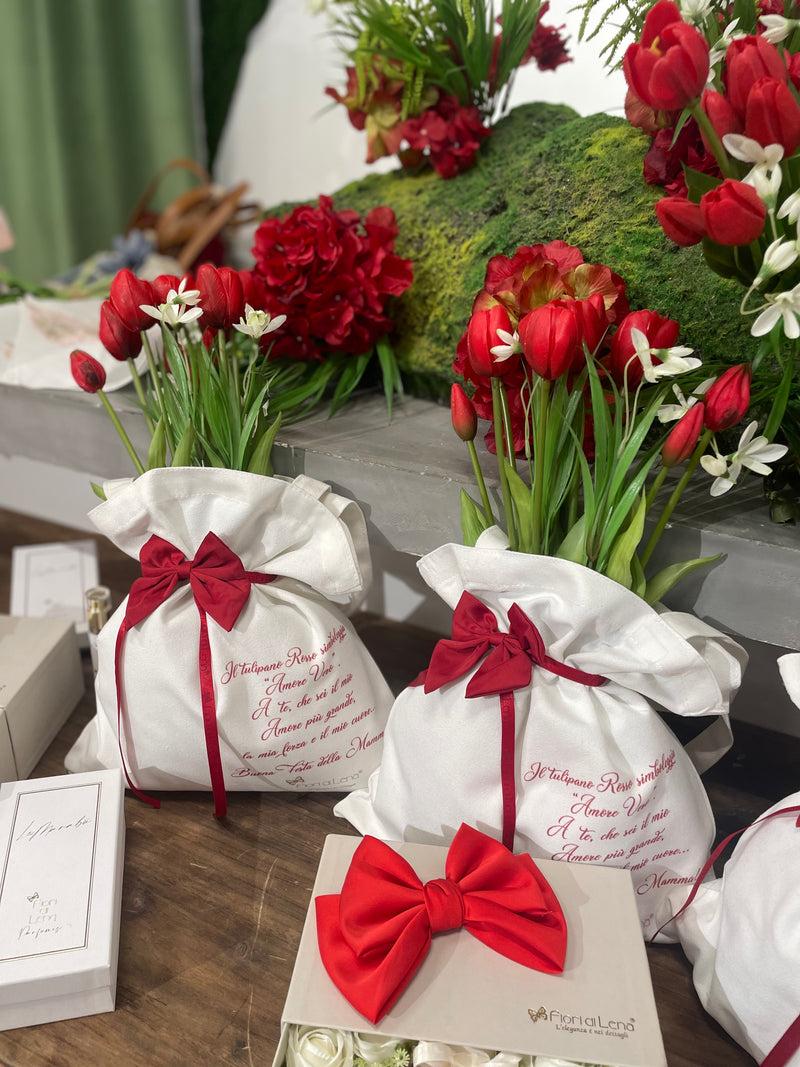 FIORI DI LENA Borsa Bianca con Tulipani Fiocco Rosso e Dedica per la Mamma