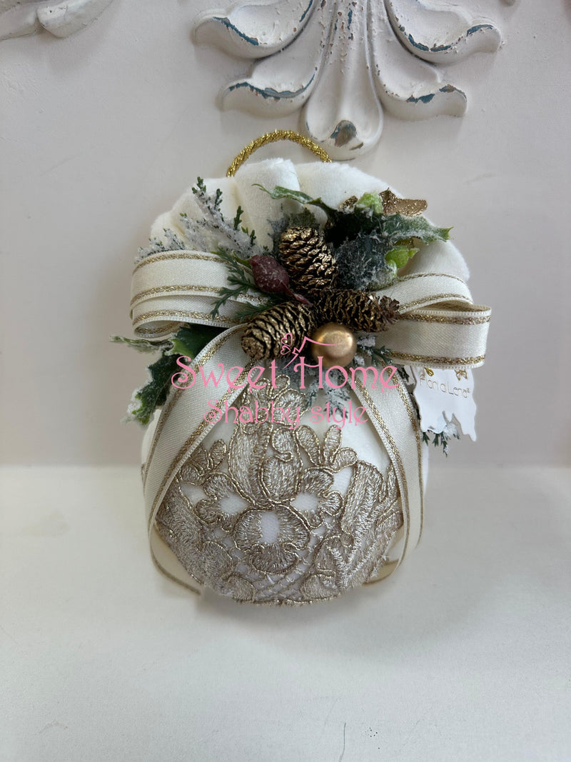 FIORI DI LENA Pallina Natalizia in Velluto e Pizzo