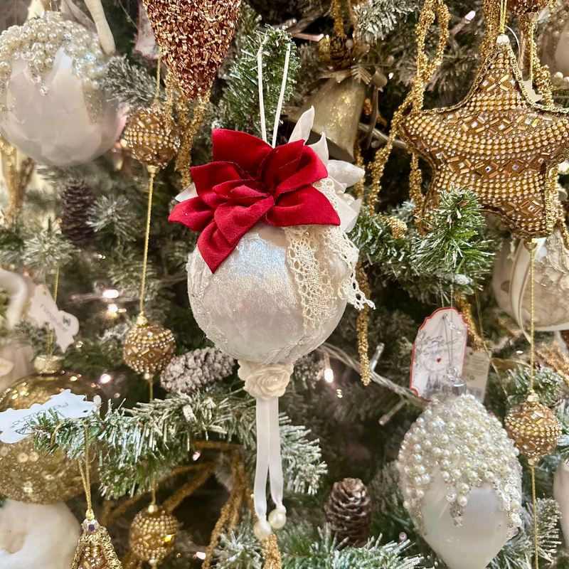 COCCOLE DI CASA Pallina in Velluto con Fiore Rosso e Perline