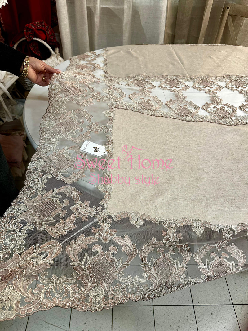 FIORI DI LENA Tovaglia in Lino e Doppio Pizzo Cognac