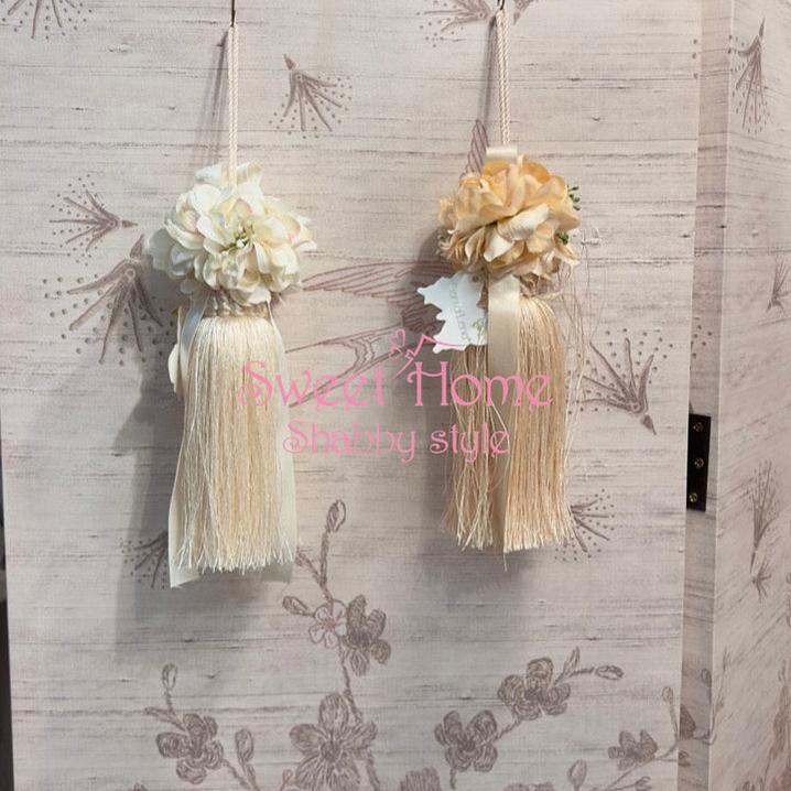 FIORI DI LENA Nappa con Fiori Delphinium