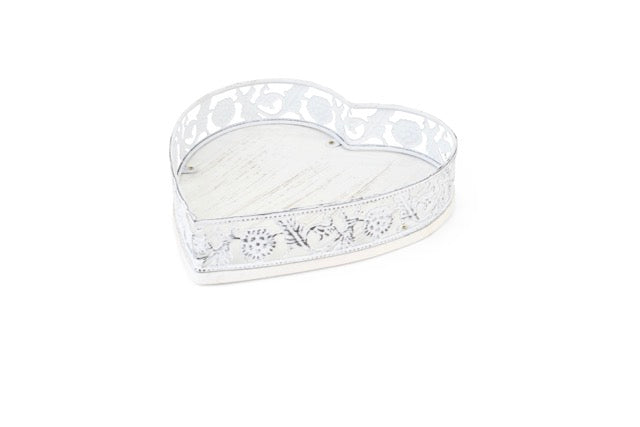 NUVOLE DI STOFFA Set 2 Vassoi Cuore in Metallo Bianco