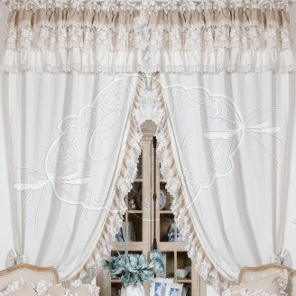 COCCOLE DI CASA Set di Due Tende con Embrasse e  Mantovana "Damascato"