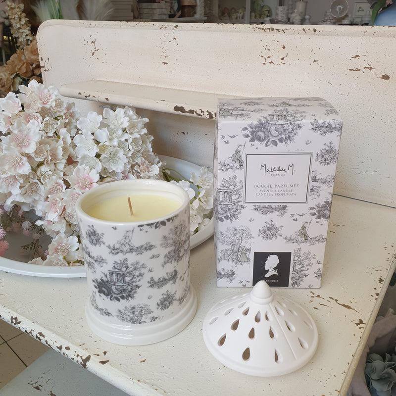 MATHILDE M. Candela in Barattolo Ceramica Fantasia Toile de Jouy "MARQUISE"