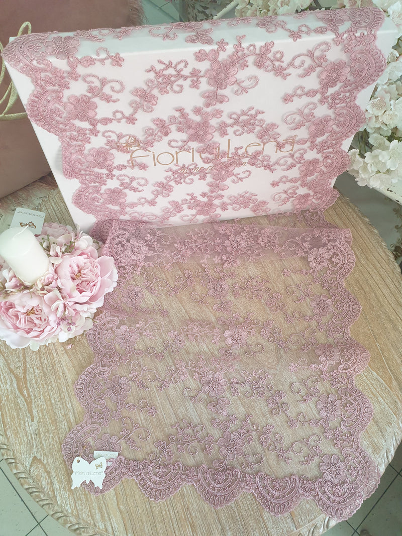 FIORI DI LENA Runner in Pizzo Mouve
