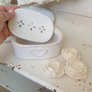 Set bagno shabby chic idea regalo porta saponetta ceramica e saponette Mathilde M.