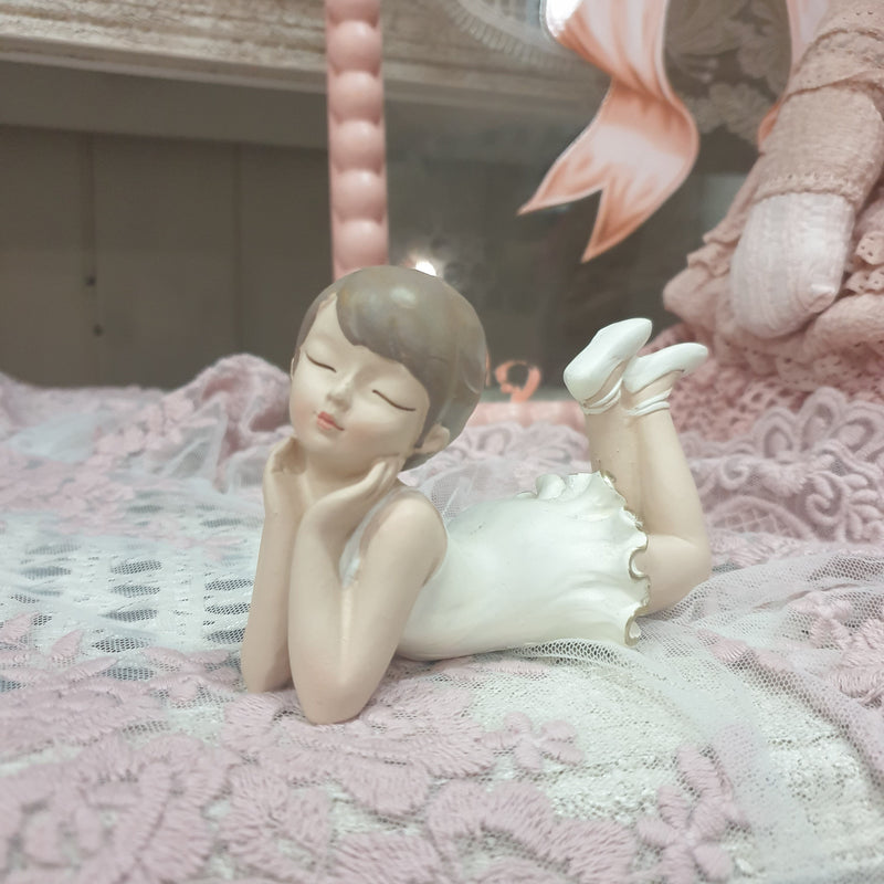 BLANC MARICLÒ Ballerina Sdraiata in Resina con Vestito Rosa o Avorio