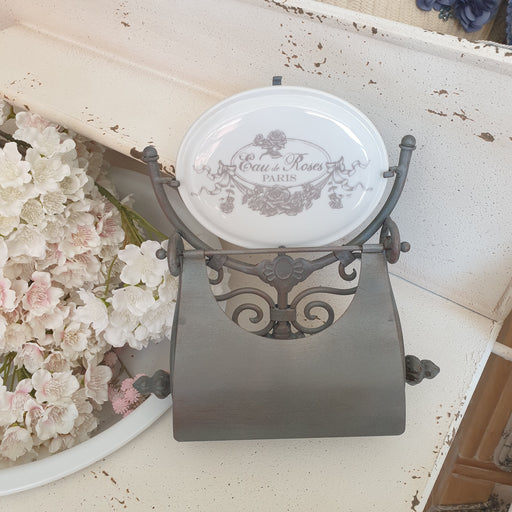 Accessorio bagno provenzale ferro battuto e ceramica decorata Mathilde M.