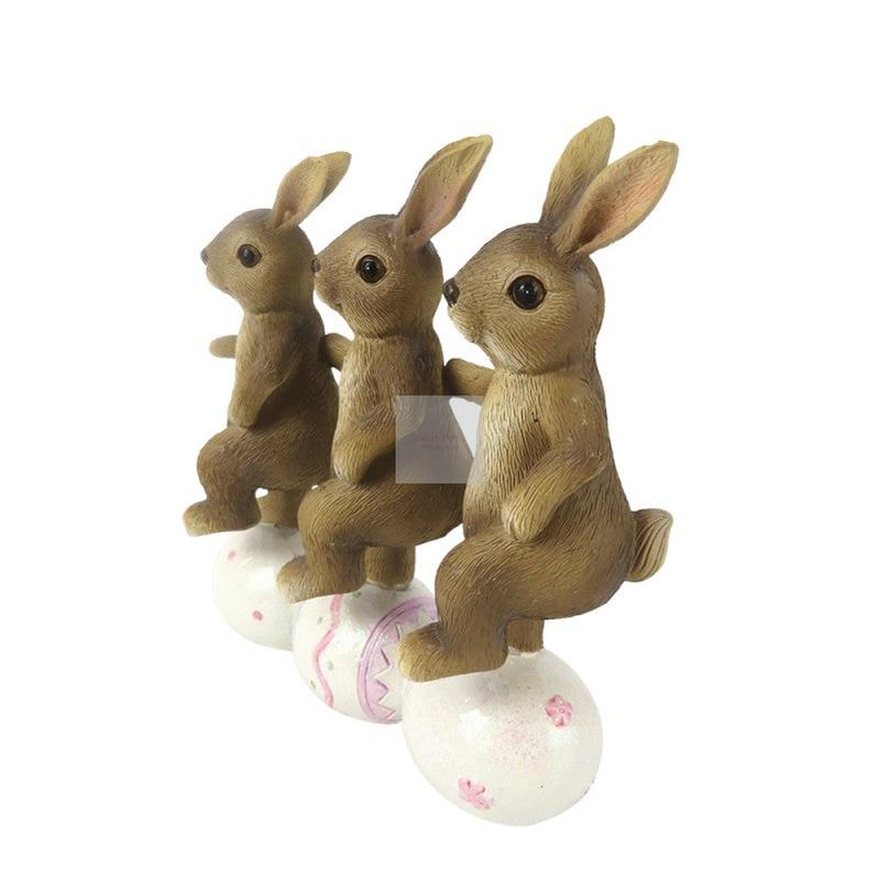 Bunnies on Clayre &amp; Eef Eggs